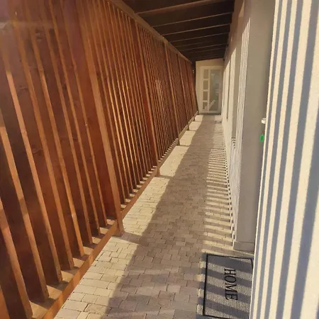 Luxus Cluj Airport Apartments Exterior photo
