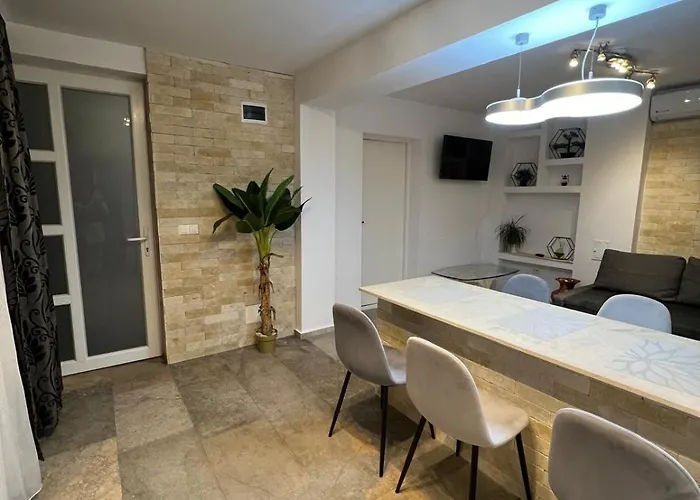 Luxus Cluj Airport Apartments