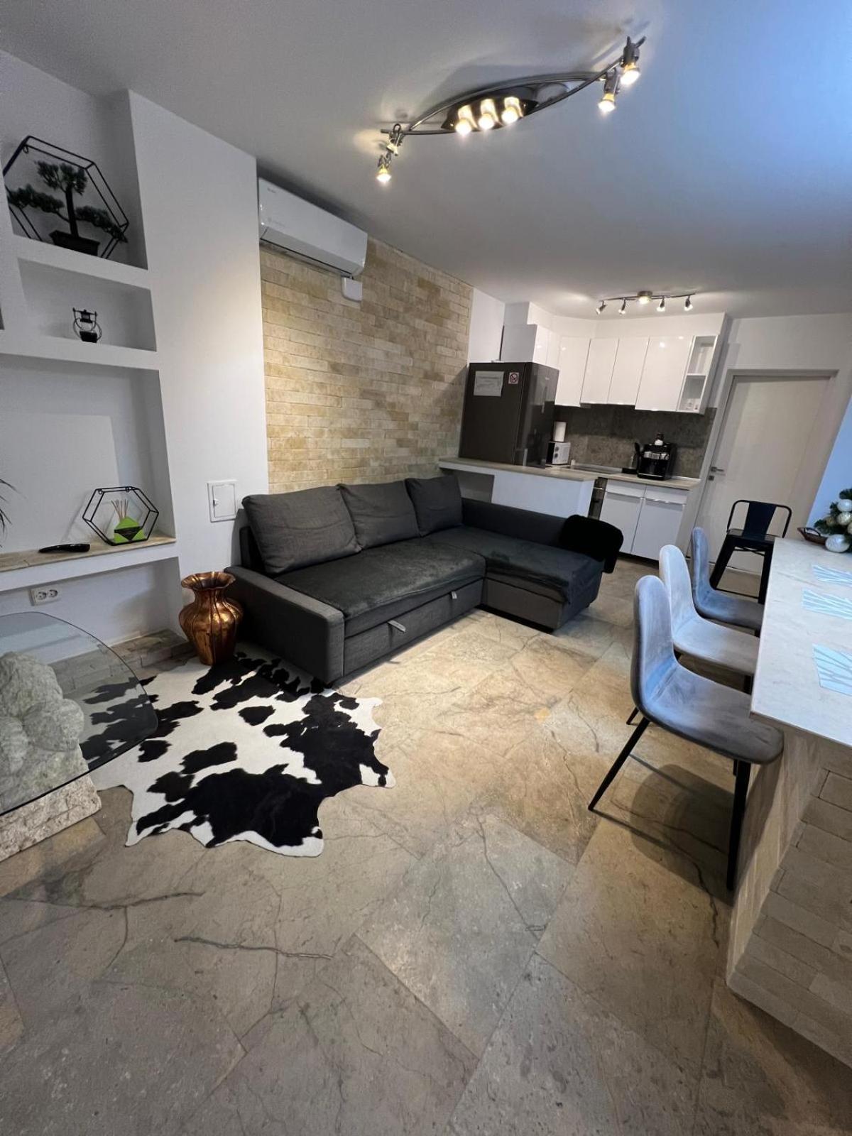 Apartment Luxus Airport *